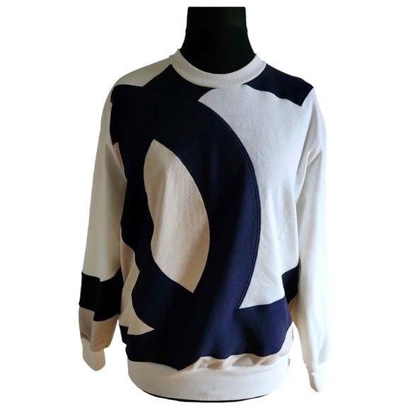 Authentic CHANEL CC Logo Crew Neck Sweatshirt Jumper Pullover Top ⭐️AUTHENTIC 38 - Picture 1 of 16